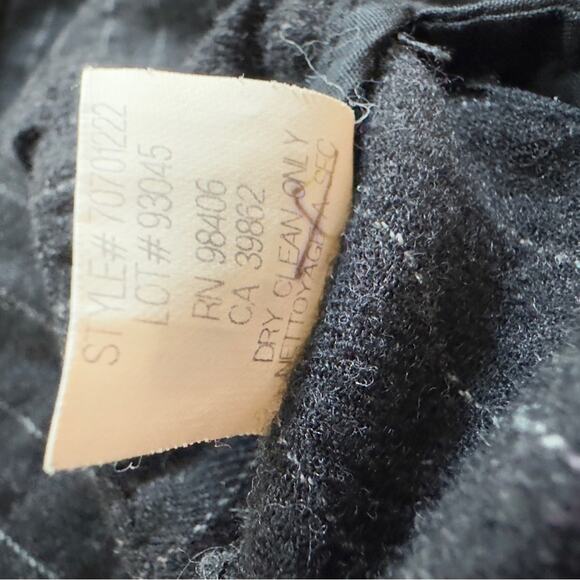 Theory Wool Pinstripe Pants Business Casual Pockets Belt loops zip hook and eye - Picture 9 of 10